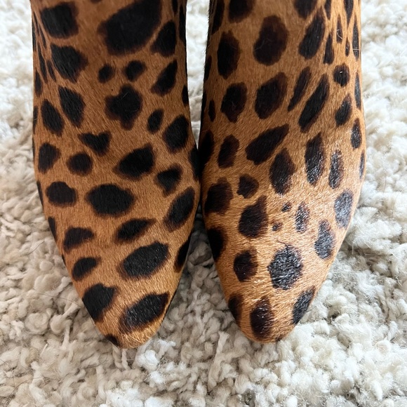Vince Camuto booties, Thelmin, bold natural leopard, size 5.5 - Picture 8 of 9